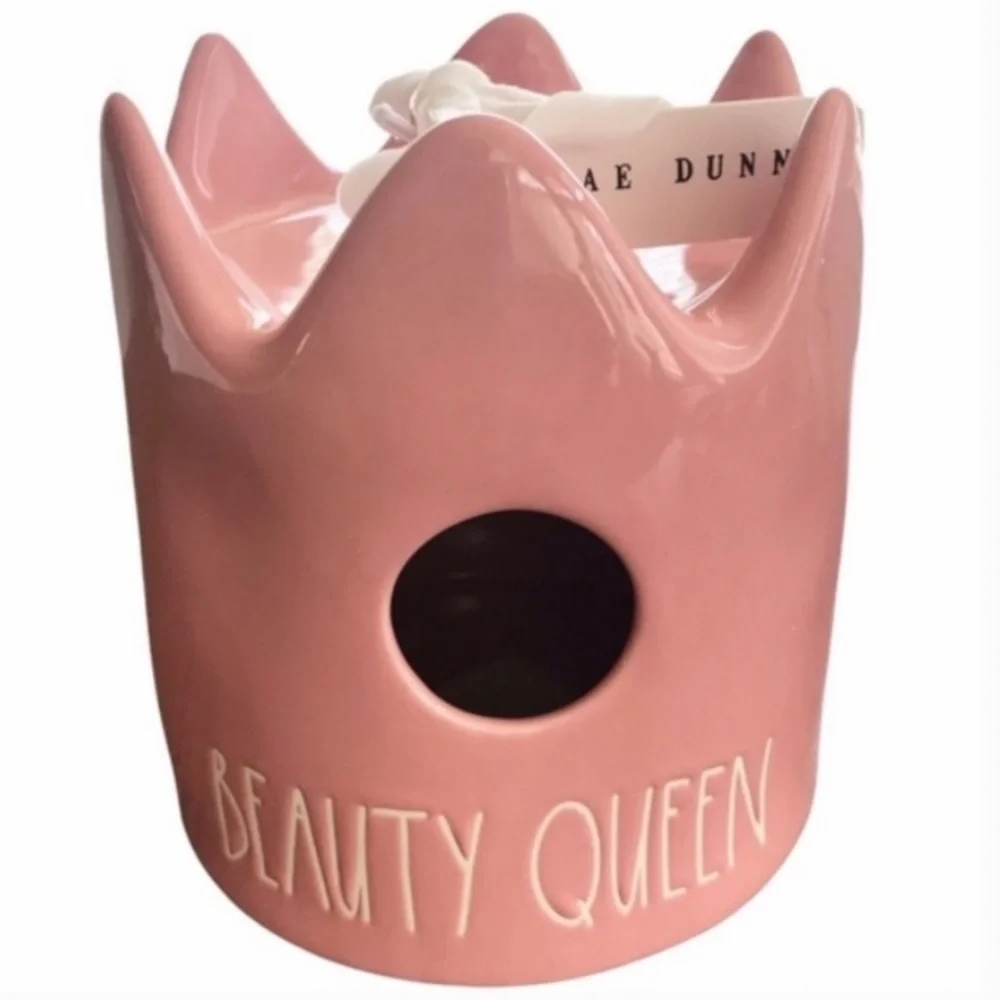 RAE DUNN 15. HOST PICK! NWT Pink Beauty Queen Crown Bird House .. Feeder/Nest